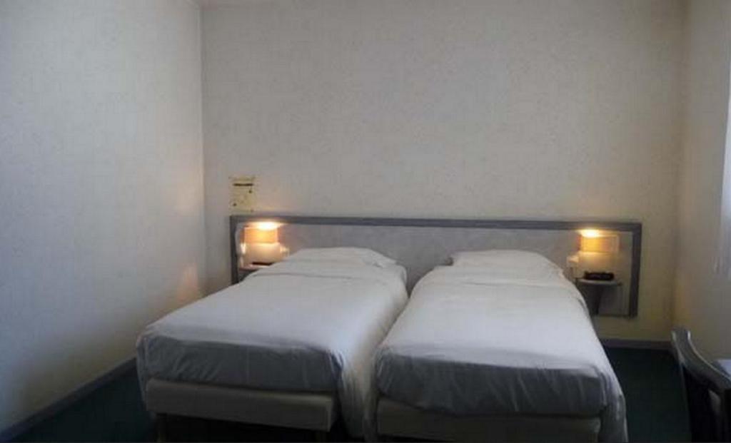 Hotel Le Chatelain Faulquemont Habitación foto